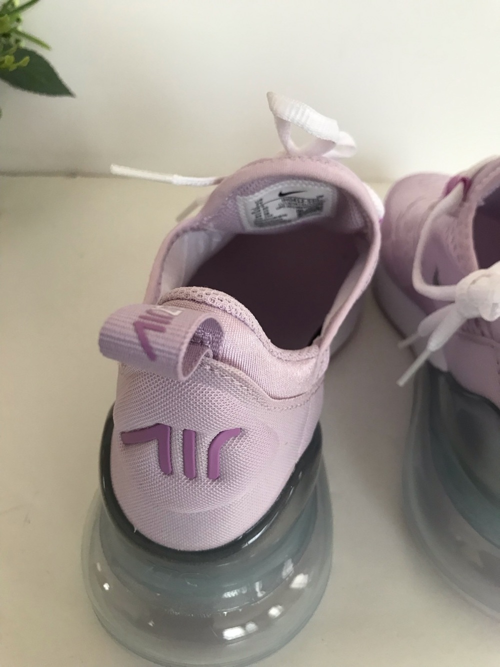 Nike Air Max 270 - Picture 8 of 8